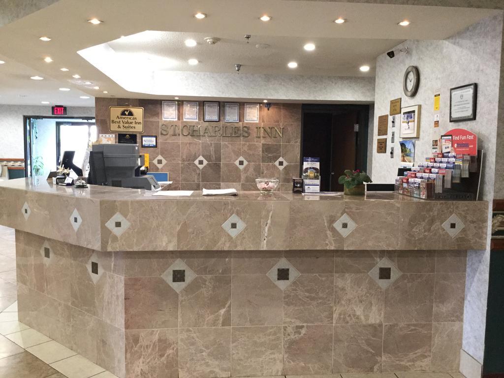 Americas Best Value Inn And Suites Saint Charles Buitenkant foto