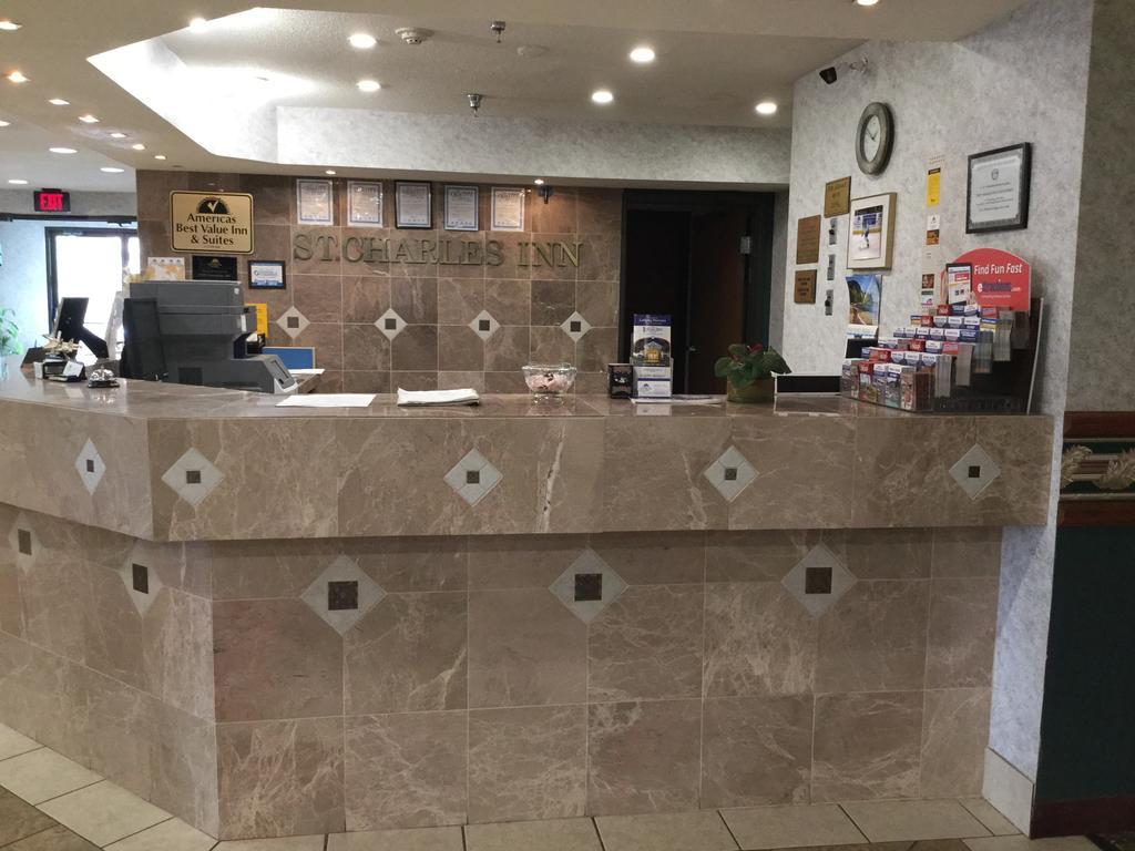Americas Best Value Inn And Suites Saint Charles Buitenkant foto