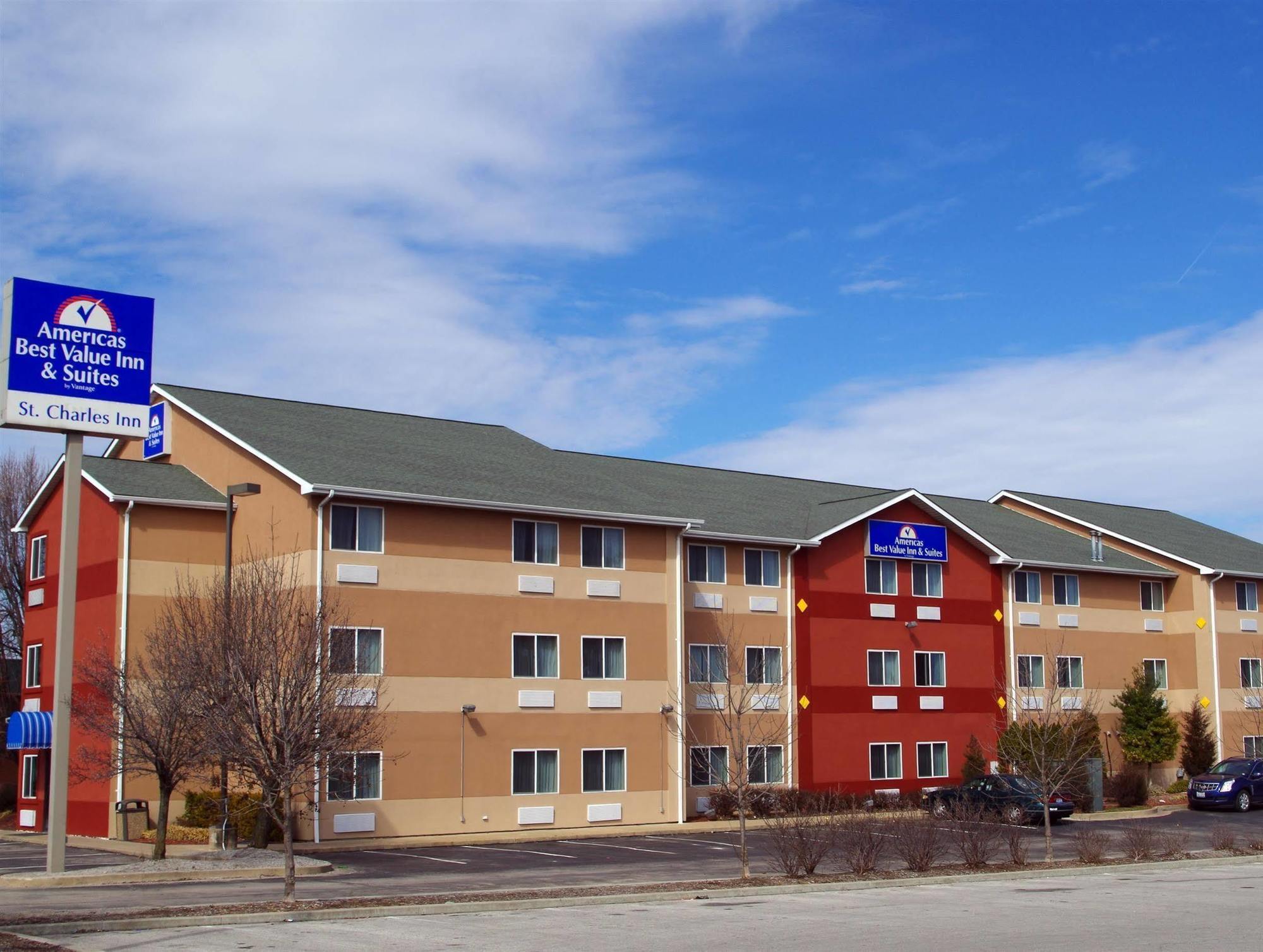 Americas Best Value Inn And Suites Saint Charles Buitenkant foto