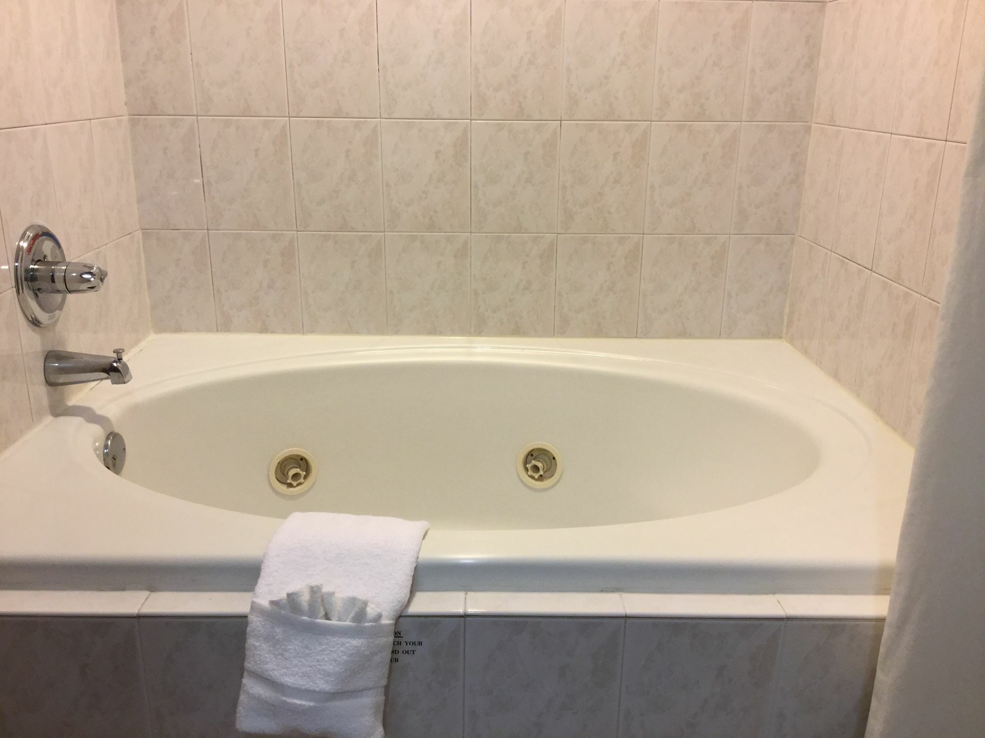 Americas Best Value Inn And Suites Saint Charles Buitenkant foto