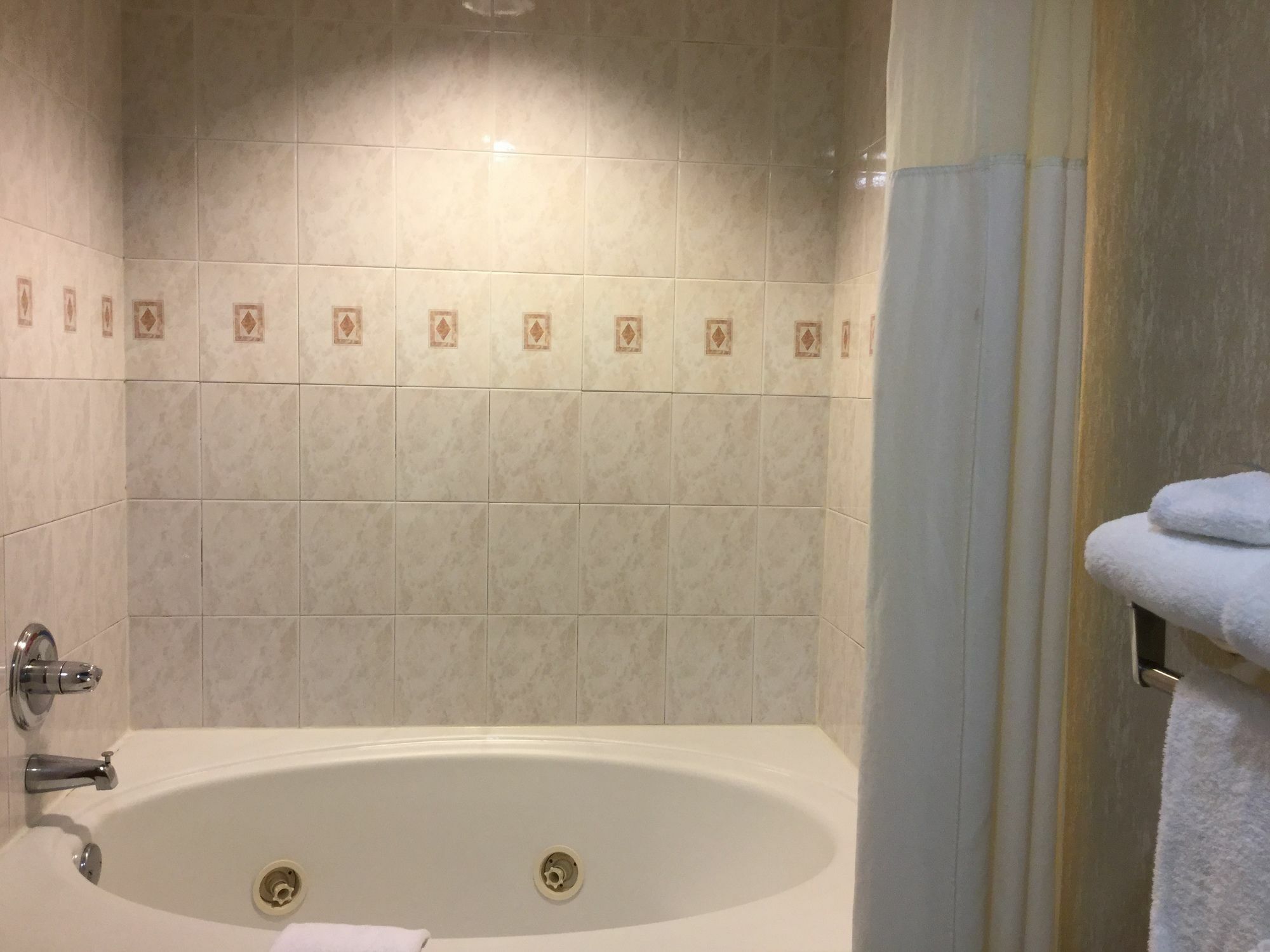Americas Best Value Inn And Suites Saint Charles Buitenkant foto
